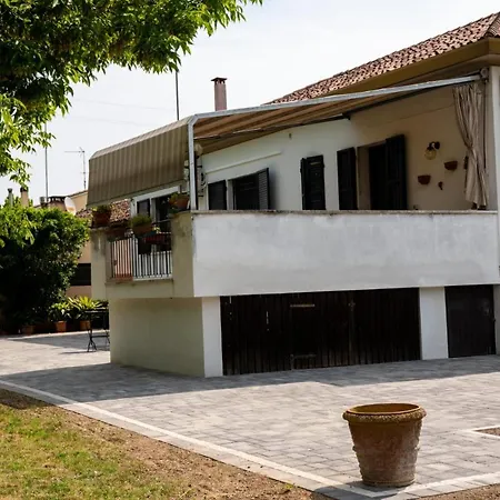 Casa Perugina Монтаньяна